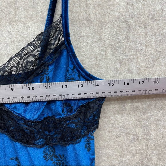 Women's Velvet Mini Slip Dress with Lace XL Juniors - Picture 7 of 8